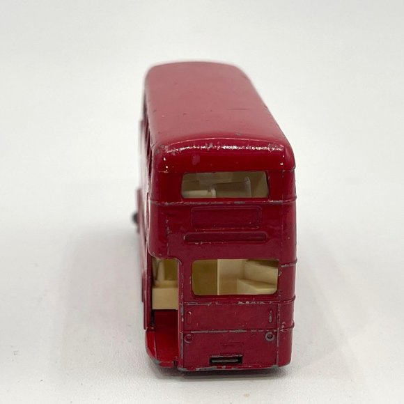 Vintage Matchbox Lesney Routmaster Bus No. 5 Double Decker Red - Picture 2 of 8
